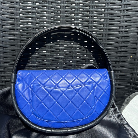 CHANEL LIMITED EDITION BAG - Picture 4 of 15
